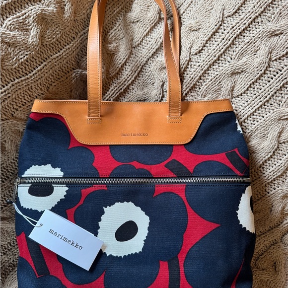MERIMEKKO ~ Bag Laukku Shoulderbag Tote Handbag Unikko (Poppy) Leather NWT Rare - Picture 2 of 7